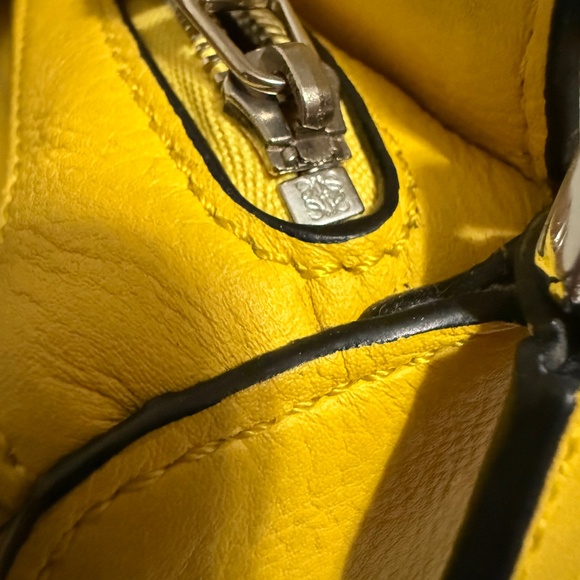 LOEWE CALFSKIN NANO PUZZLE SHOULDER BAG - Picture 10 of 11